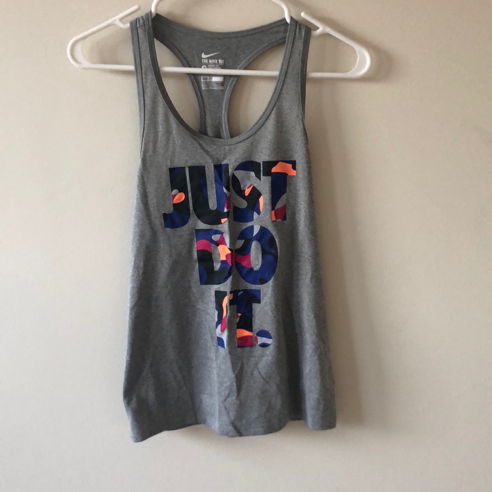 Nike workout tank